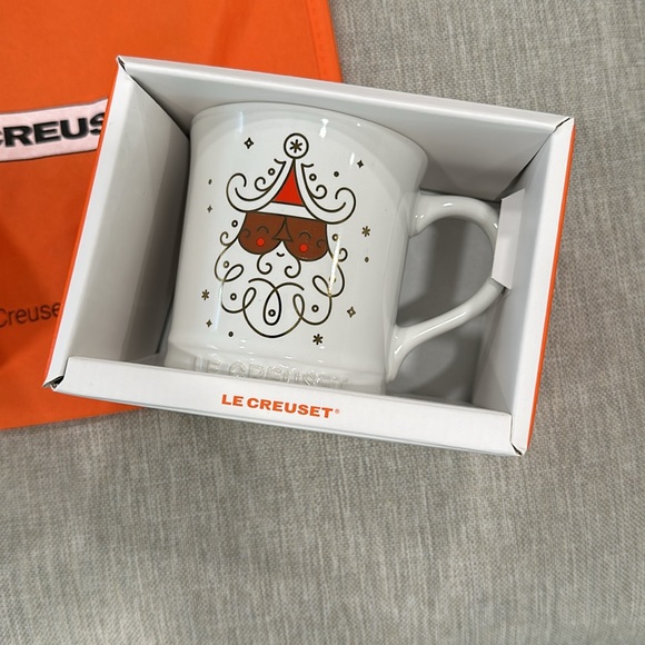 🎅🏽🎄 NWT! Set of Two Le Creuset Holiday Mugs and Le Creuset Tote! - Picture 3 of 13